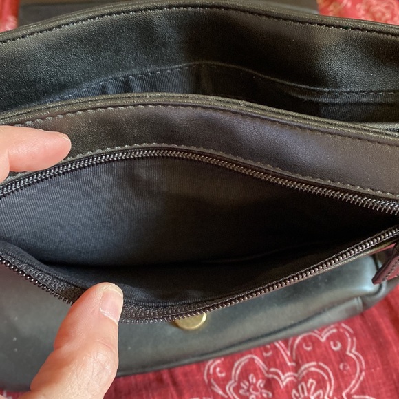 Handbag - Picture 7 of 7